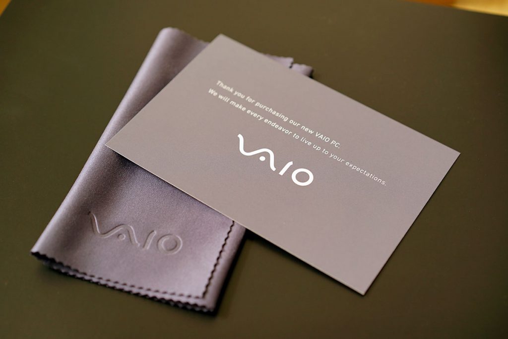 vaio_c_17